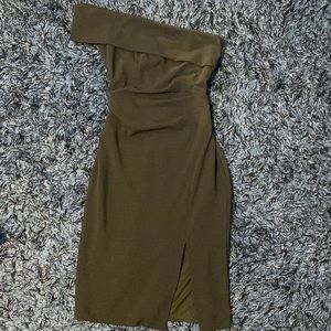 Le Chateau Khaki One Shoulder Bodycon Dress (NWT) Size :XS